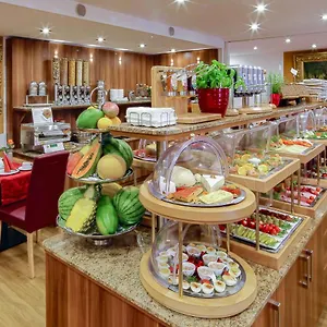 Tiptop Burgschmiet Garni 3* Núremberg